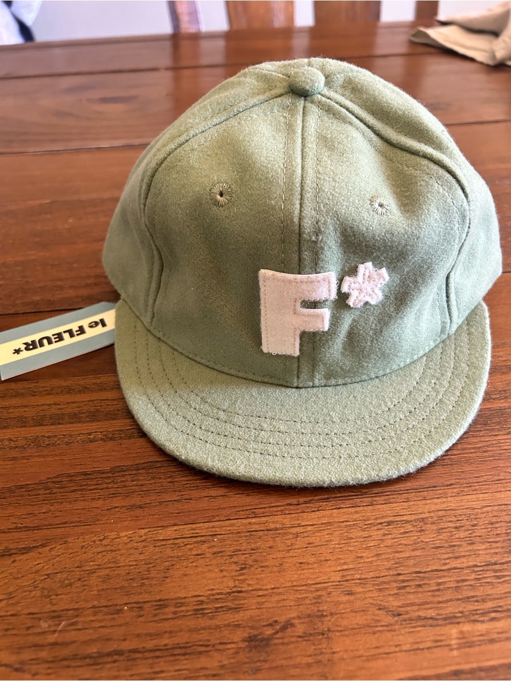 Le FLEUR* Sage Green Fitted Hat Size 7 1/8 NWT